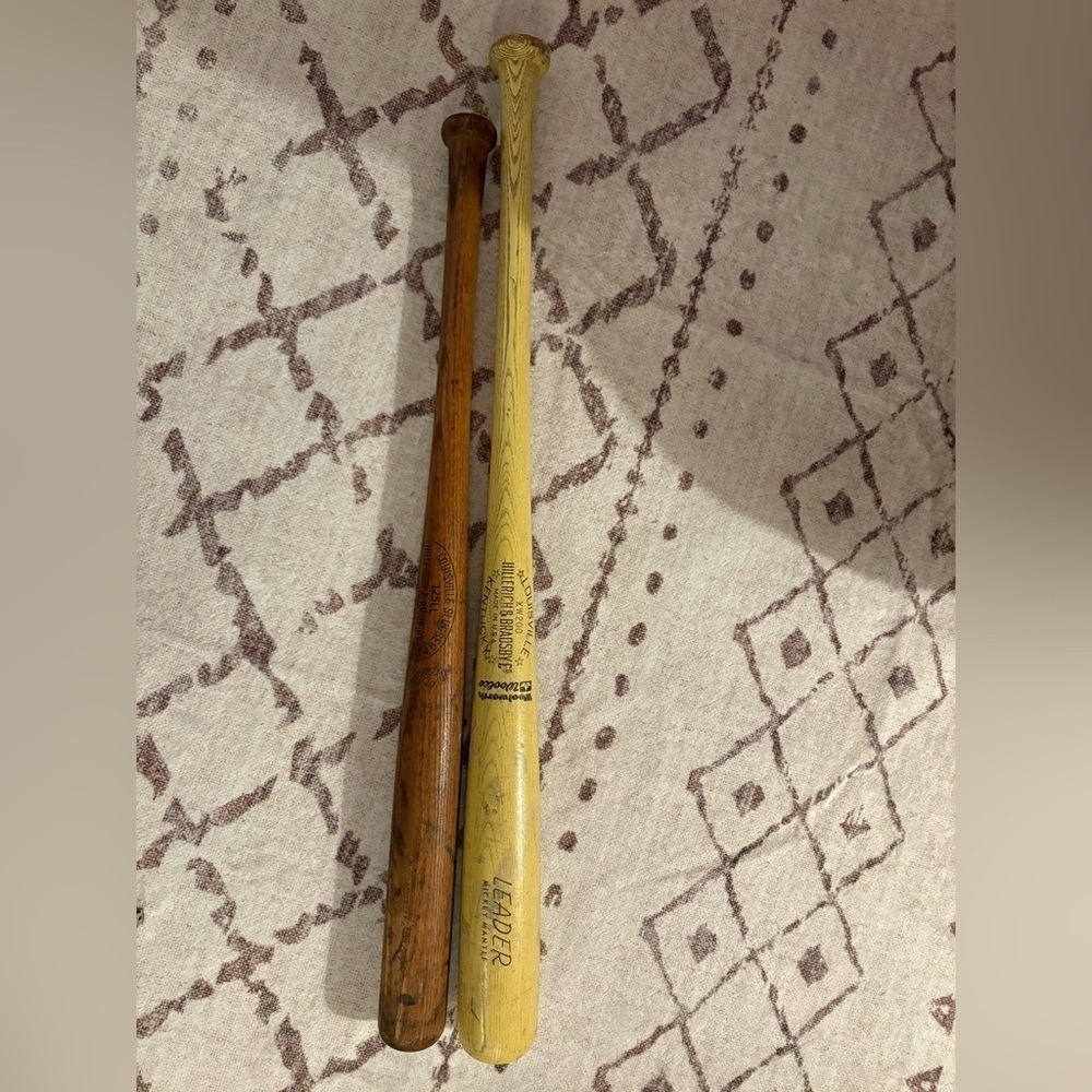 2 Louisville Bats XW 200 & 125 LL Mickey Mantle